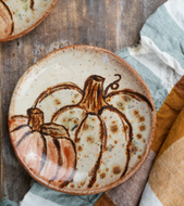 Round Salad Plate w/ Pumpkins - Brioche