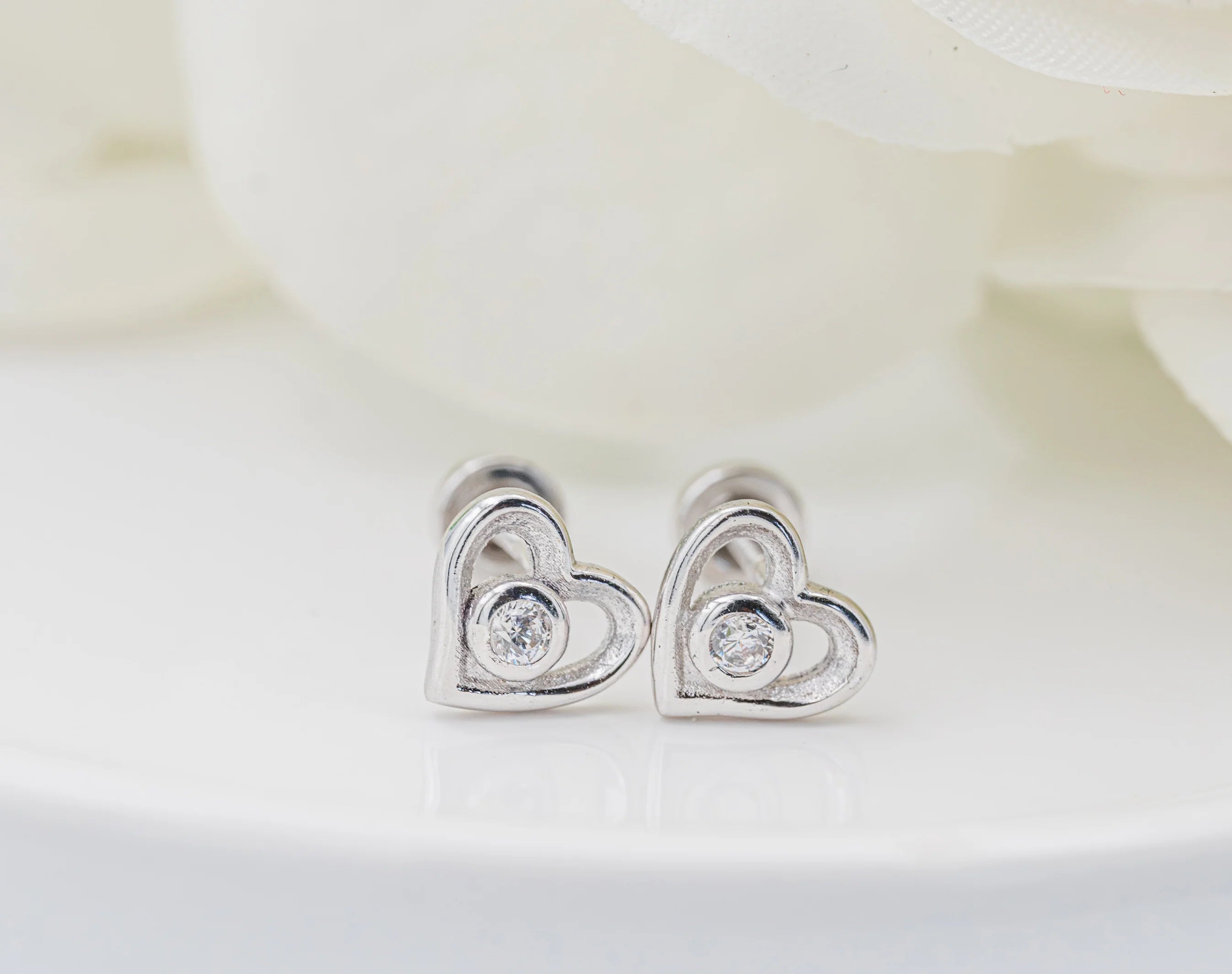 SS Heart w/Pink Crystal CZ Earrings