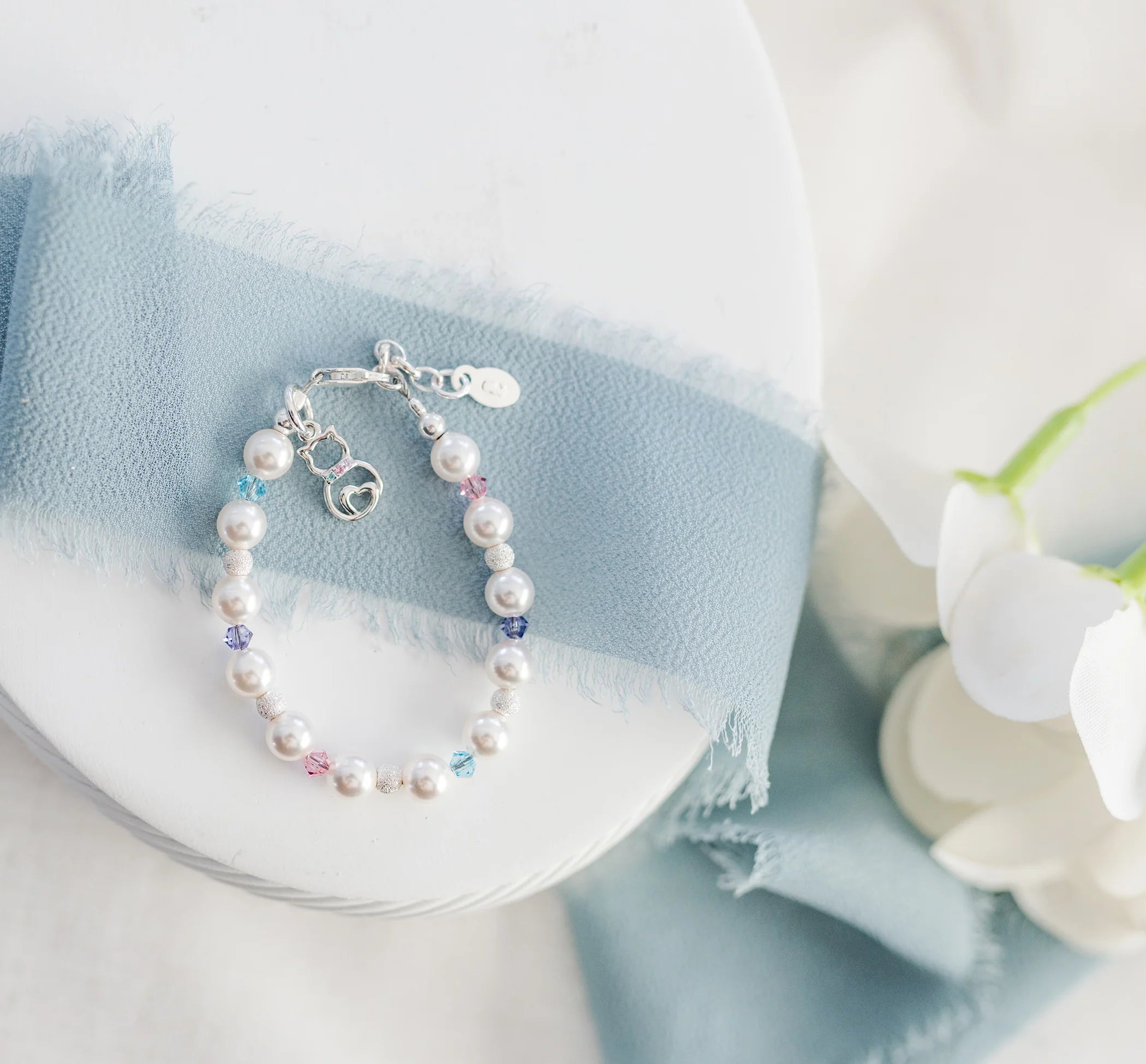 Swarovski Pearl/Crystal Bracelet w/Cat Charm (SM)